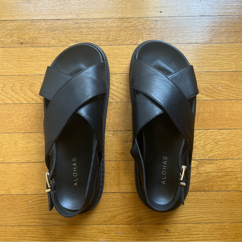 Alohas Marshmallow Black Leather Sandals